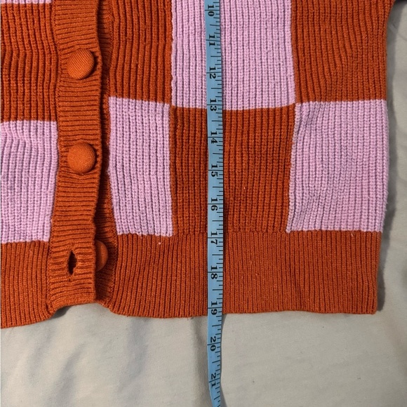 Vibrant Checkered Cardigan in Orange and Purple - Picture 4 of 7